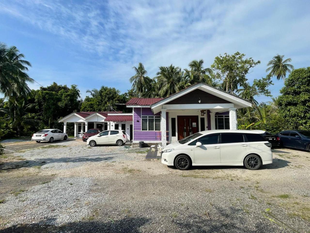 Ar Homestay & Roomestay Merlimau Екстериор снимка